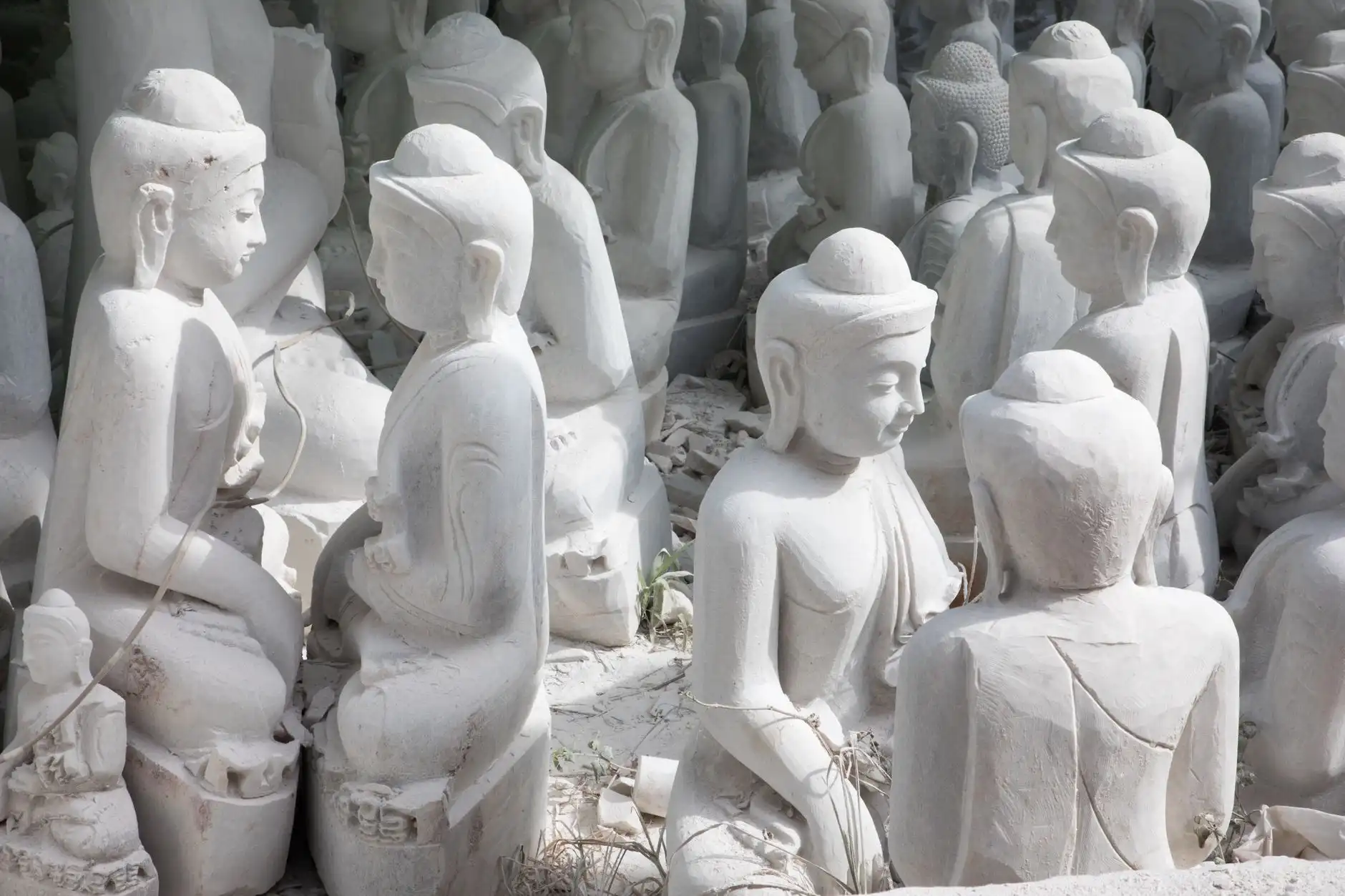 2025年广告传媒行业数字化转型趋势与技术应用解析